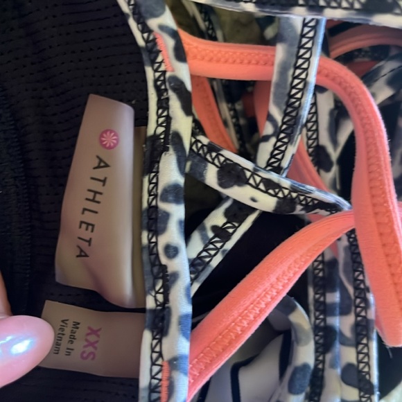 Athleta Sports Bra - Picture 4 of 4